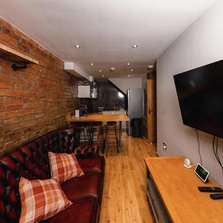 Superb Luxury Apartment By Canal - Central 에든버러 외부 사진