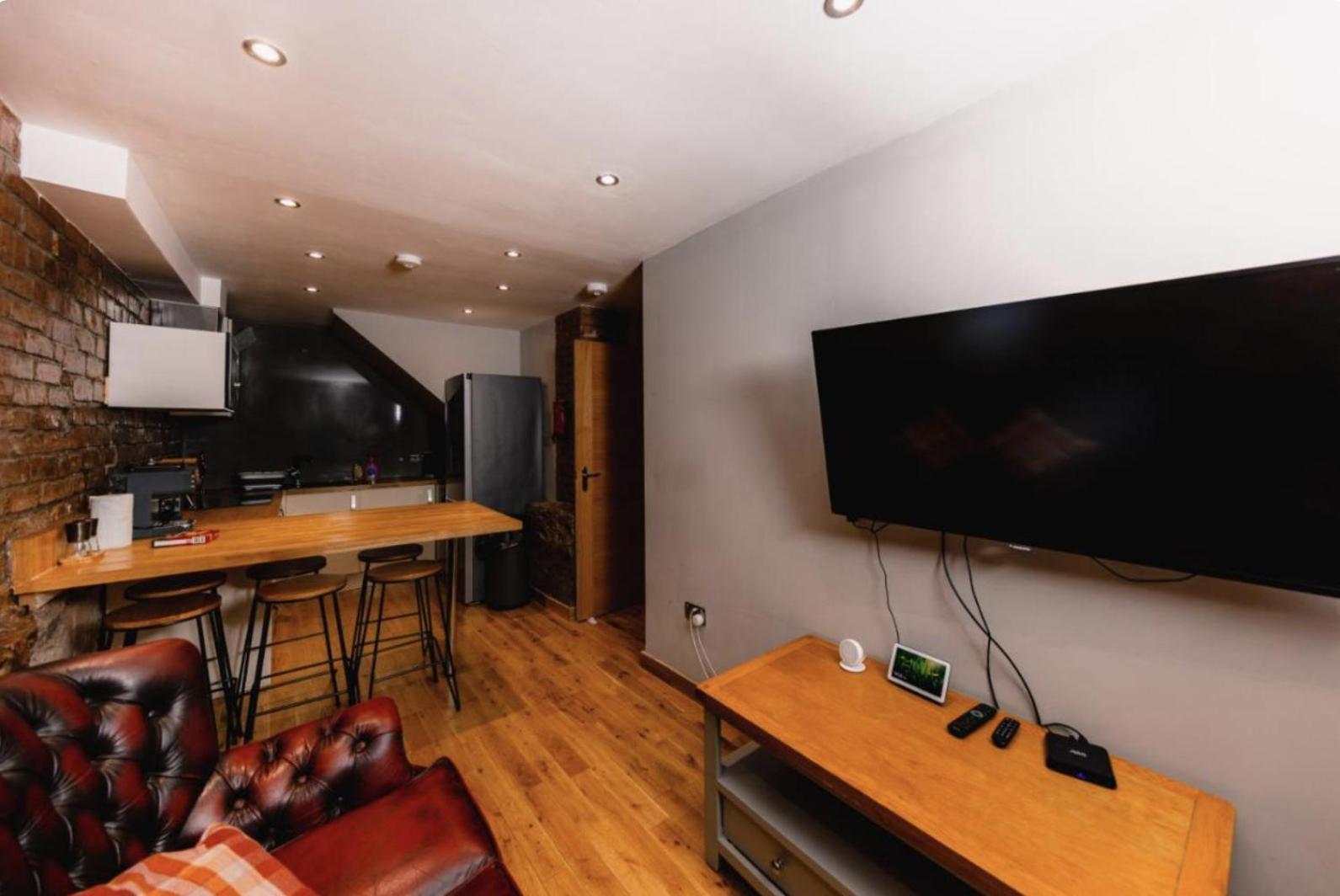 Superb Luxury Apartment By Canal - Central 에든버러 외부 사진