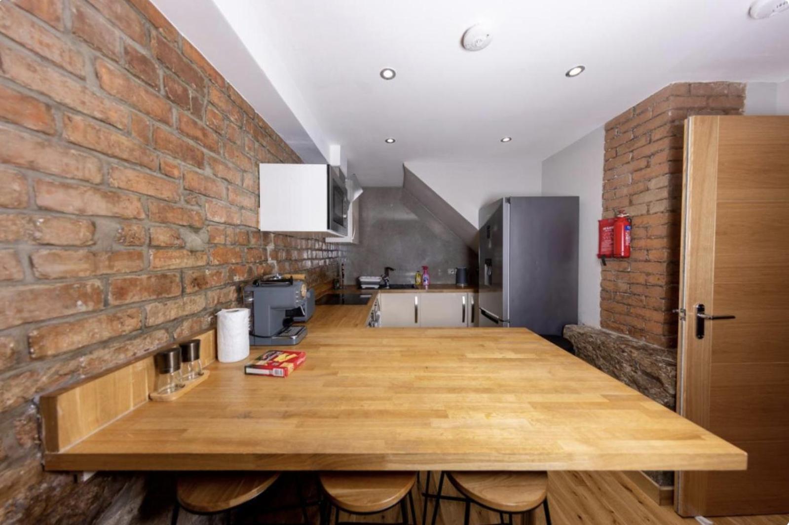 Superb Luxury Apartment By Canal - Central 에든버러 외부 사진